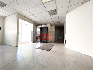 maison-villa à la vente -   80090  AMIENS, surface 476 m2 vente maison-villa - APR699566